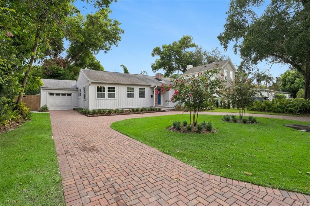 Activo con contrato: $655,000 (3 camas, 2 baños, 1389 Pies cuadrados)