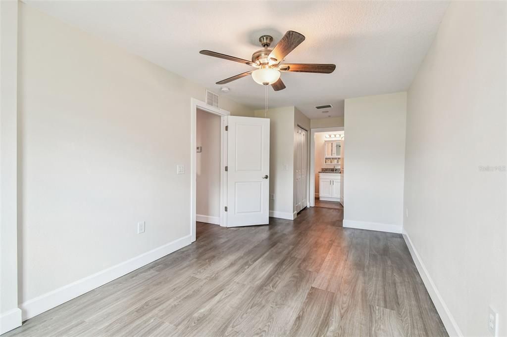 For Rent: $2,000 (3 beds, 2 baths, 900 Square Feet)