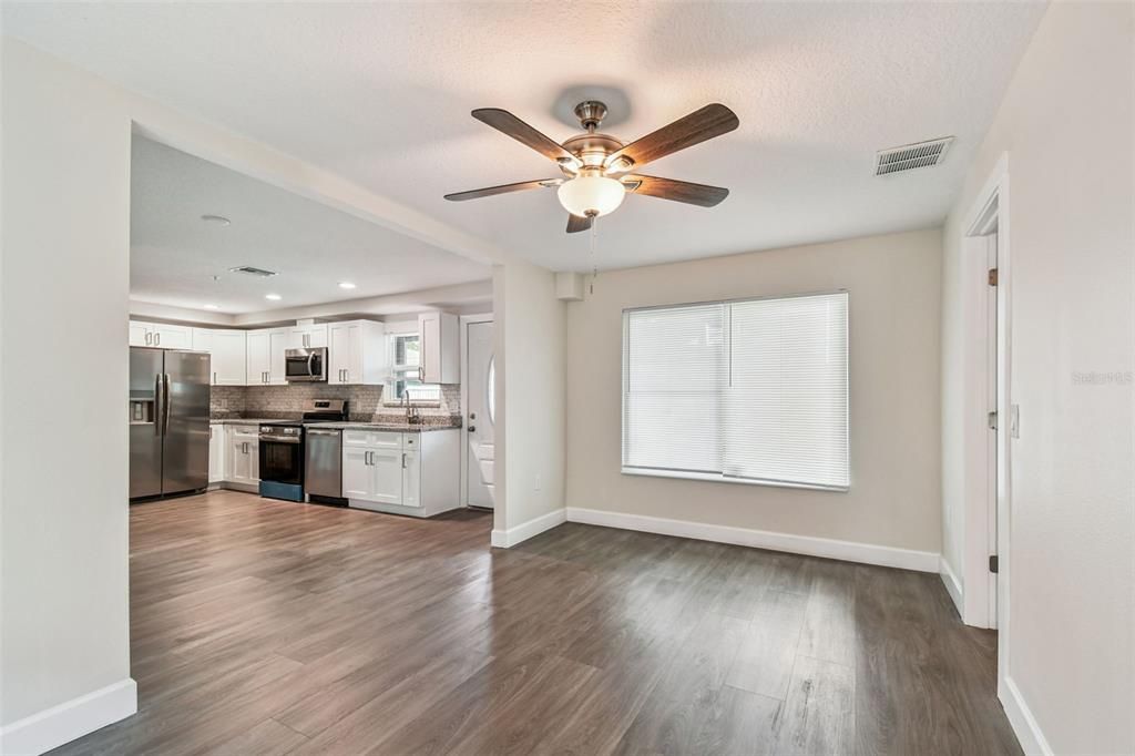 For Rent: $2,000 (3 beds, 2 baths, 900 Square Feet)