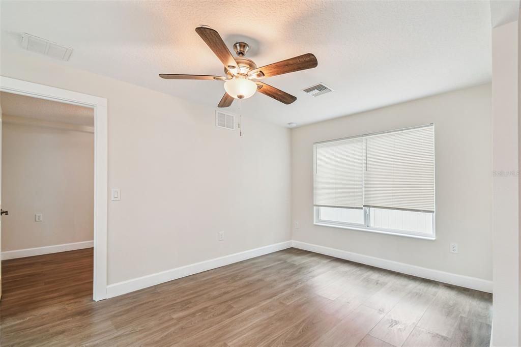 For Rent: $2,000 (3 beds, 2 baths, 900 Square Feet)