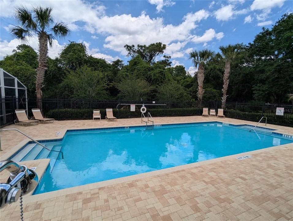For Rent: $2,650 (4 beds, 2 baths, 2485 Square Feet)