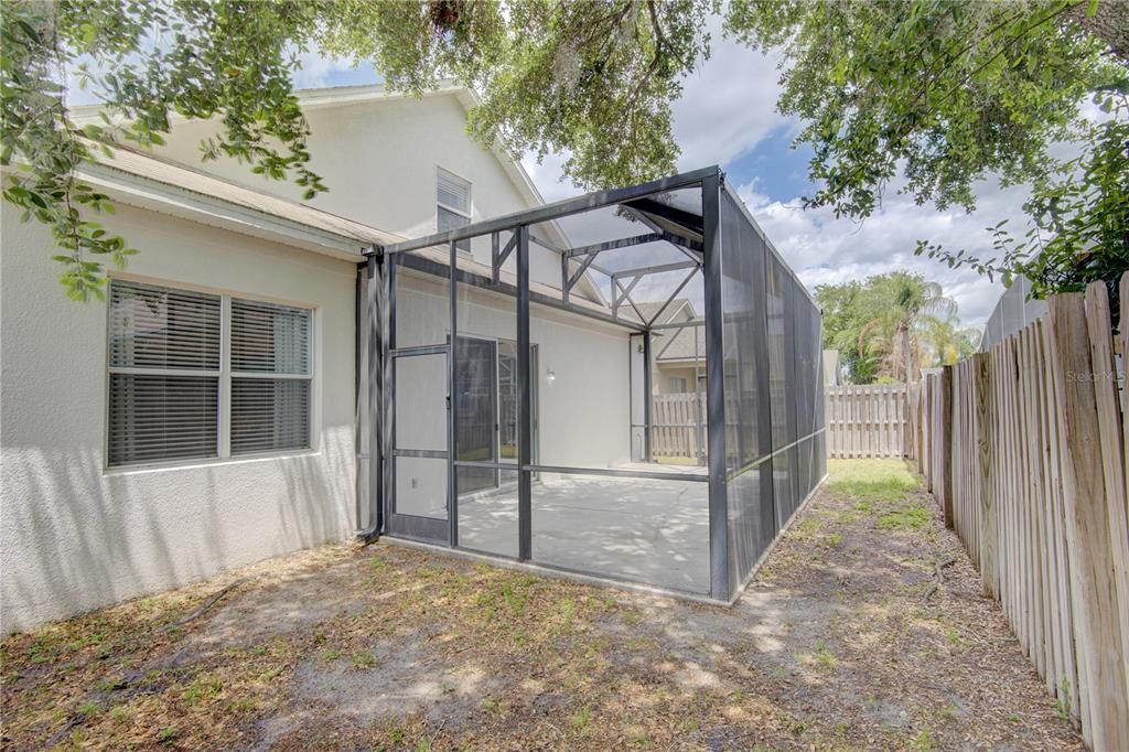 For Rent: $2,650 (4 beds, 2 baths, 2485 Square Feet)