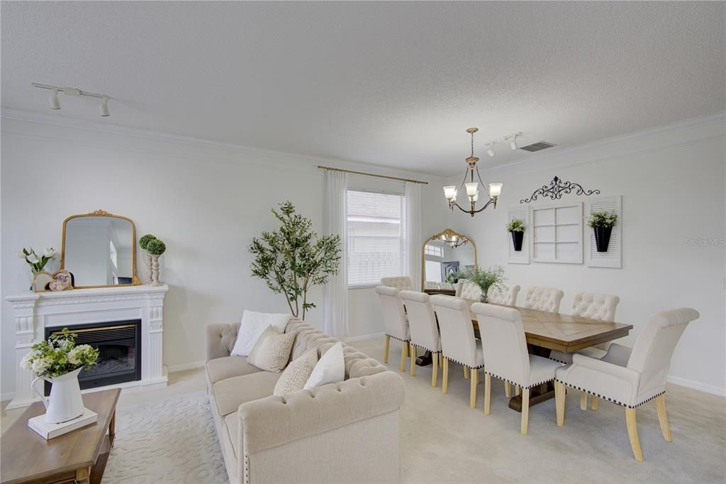 For Rent: $2,650 (4 beds, 2 baths, 2485 Square Feet)
