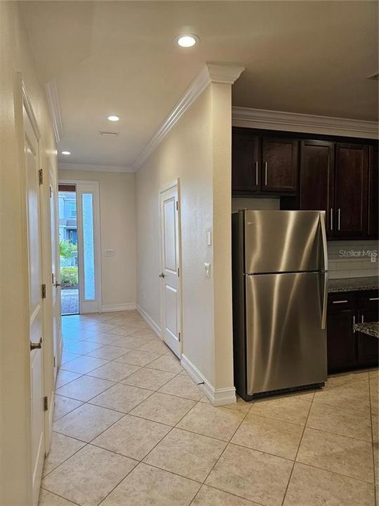 For Rent: $2,800 (3 beds, 2 baths, 1816 Square Feet)