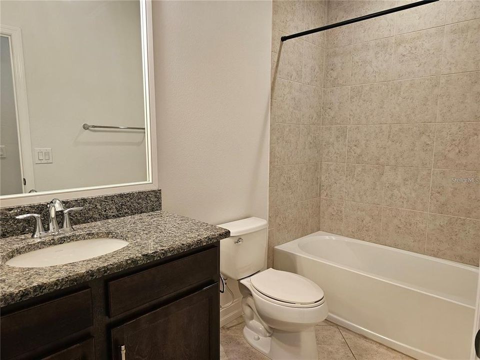 For Rent: $2,800 (3 beds, 2 baths, 1816 Square Feet)