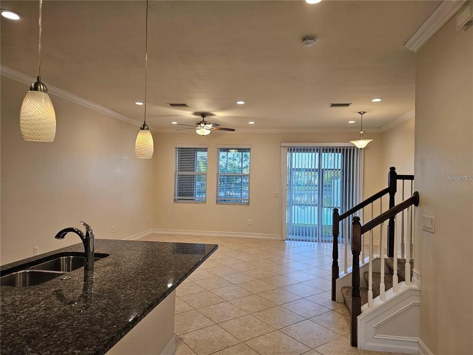 For Rent: $2,800 (3 beds, 2 baths, 1816 Square Feet)