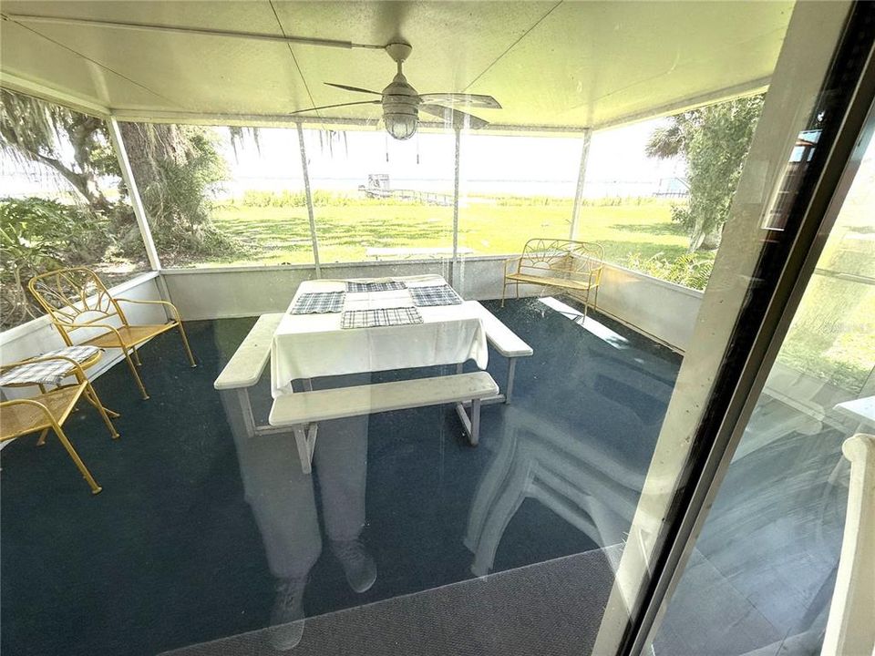 For Sale: $497,500 (3 beds, 2 baths, 1240 Square Feet)