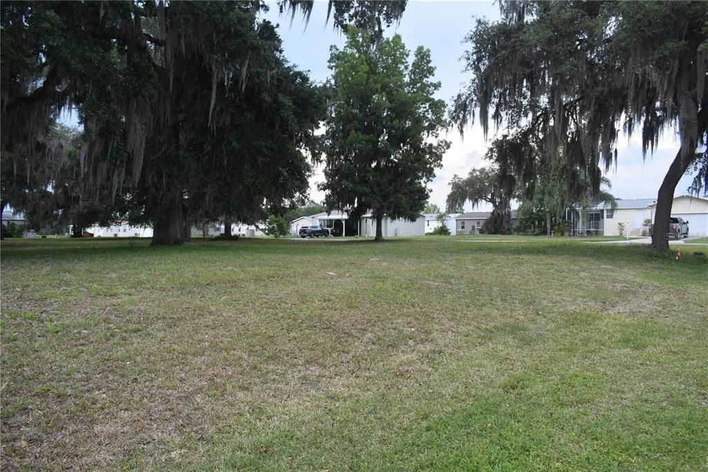 На продажу: $39,999 (0.12 acres)