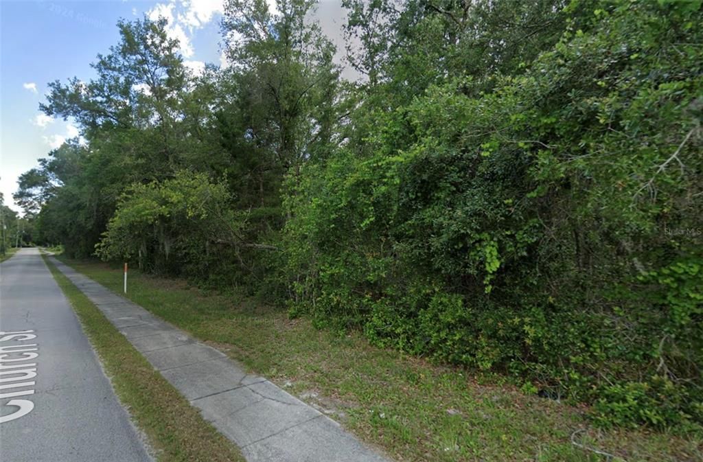待售: $177,900 (2.50 acres)