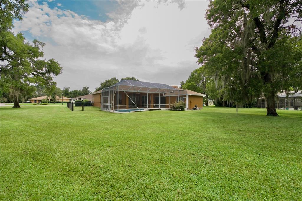 En Venta: $415,000 (3 camas, 2 baños, 2196 Pies cuadrados)