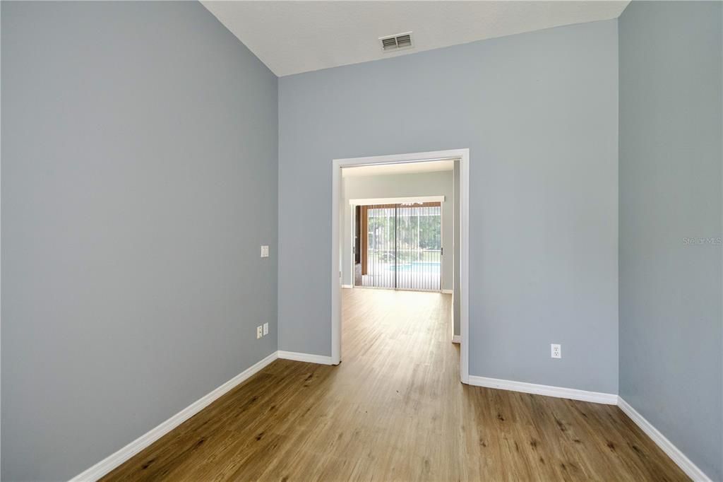 En Venta: $415,000 (3 camas, 2 baños, 2196 Pies cuadrados)