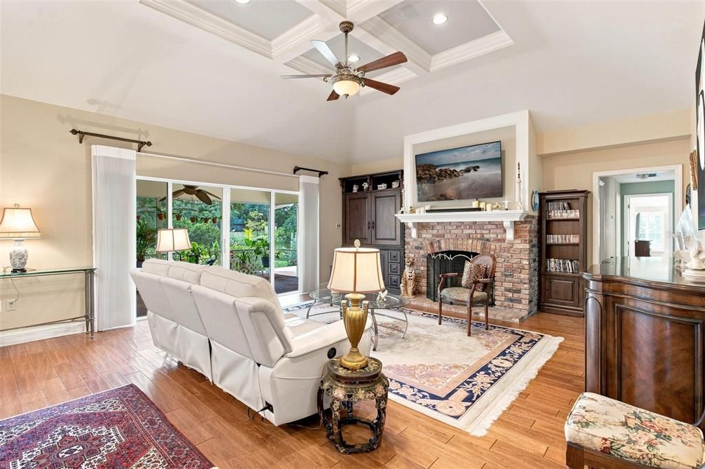Active With Contract: $550,000 (4 beds, 3 baths, 2722 Square Feet)