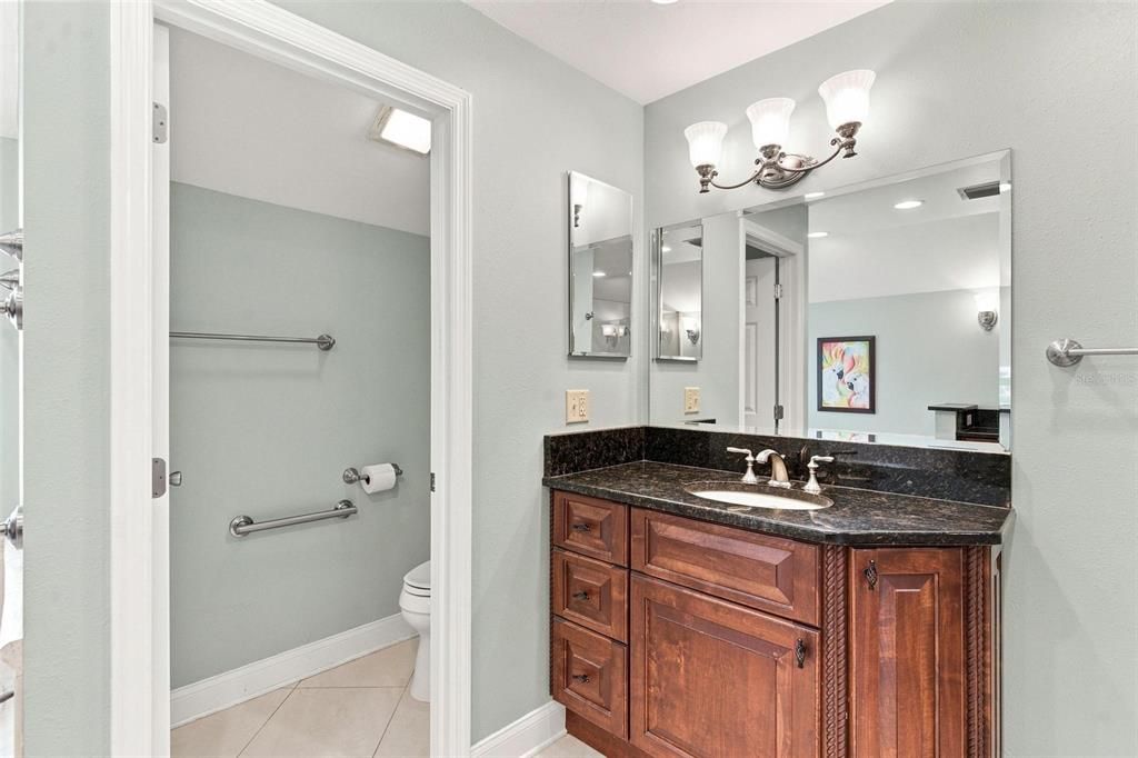 Active With Contract: $550,000 (4 beds, 3 baths, 2722 Square Feet)