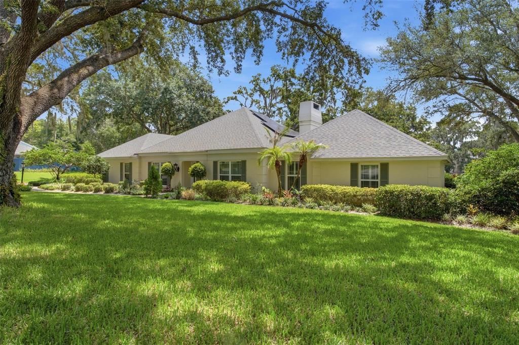 Active With Contract: $550,000 (4 beds, 3 baths, 2722 Square Feet)