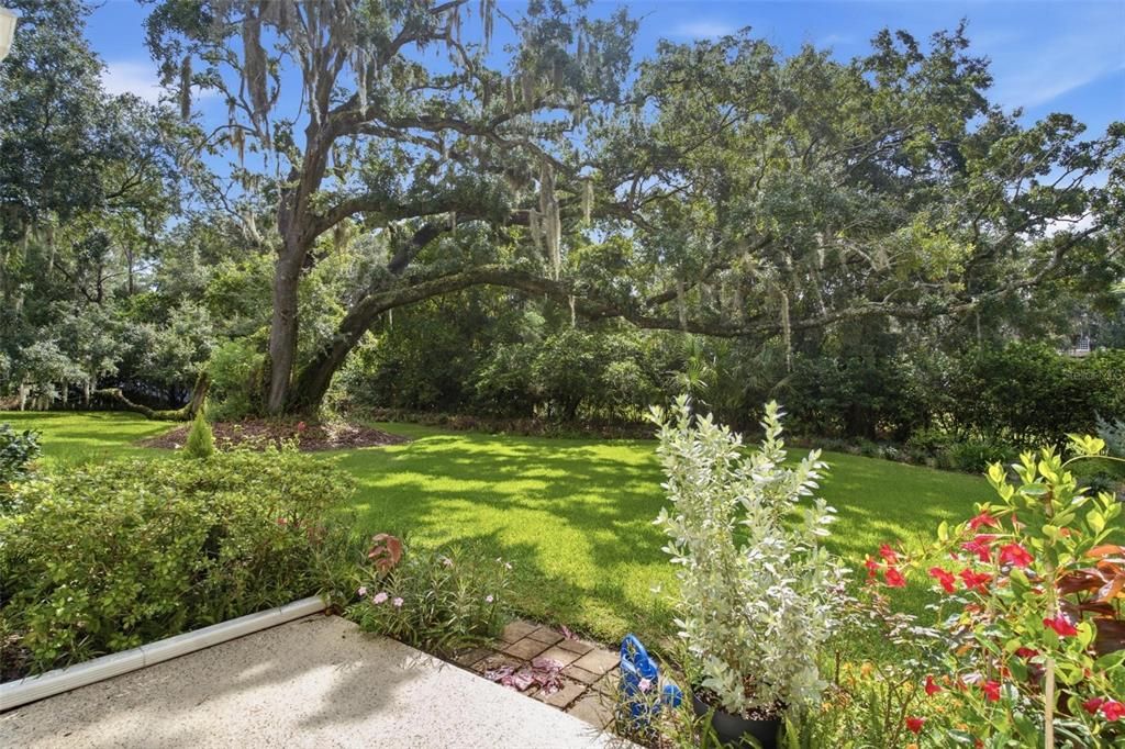Active With Contract: $550,000 (4 beds, 3 baths, 2722 Square Feet)