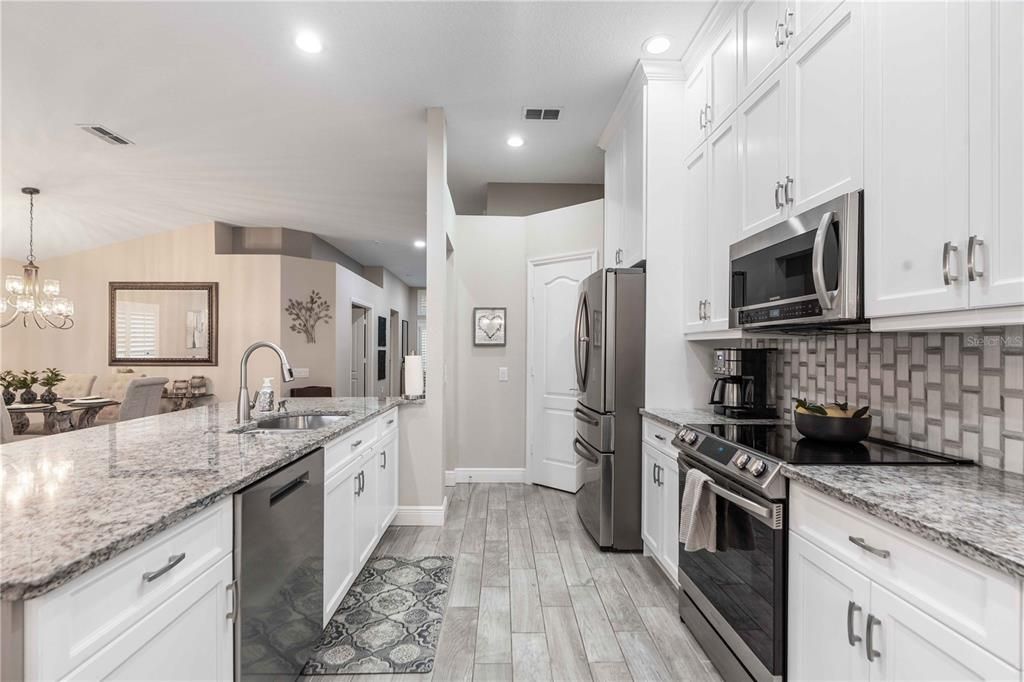 En Venta: $389,000 (3 camas, 2 baños, 1836 Pies cuadrados)