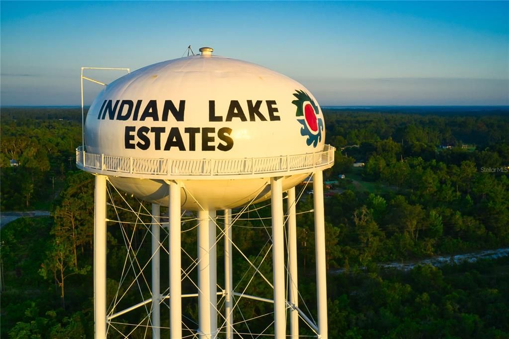 En Venta: $14,000 (0.50 acres)