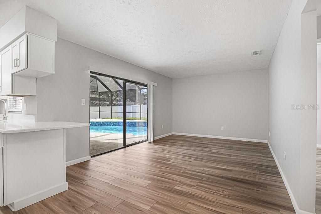 For Rent: $2,500 (3 beds, 2 baths, 1452 Square Feet)