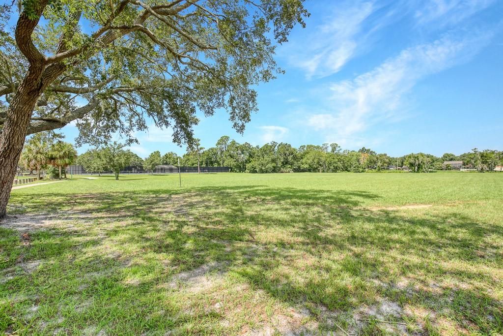 For Rent: $2,500 (3 beds, 2 baths, 1452 Square Feet)