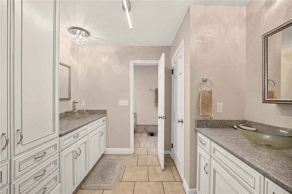 For Sale: $629,950 (4 beds, 3 baths, 3368 Square Feet)