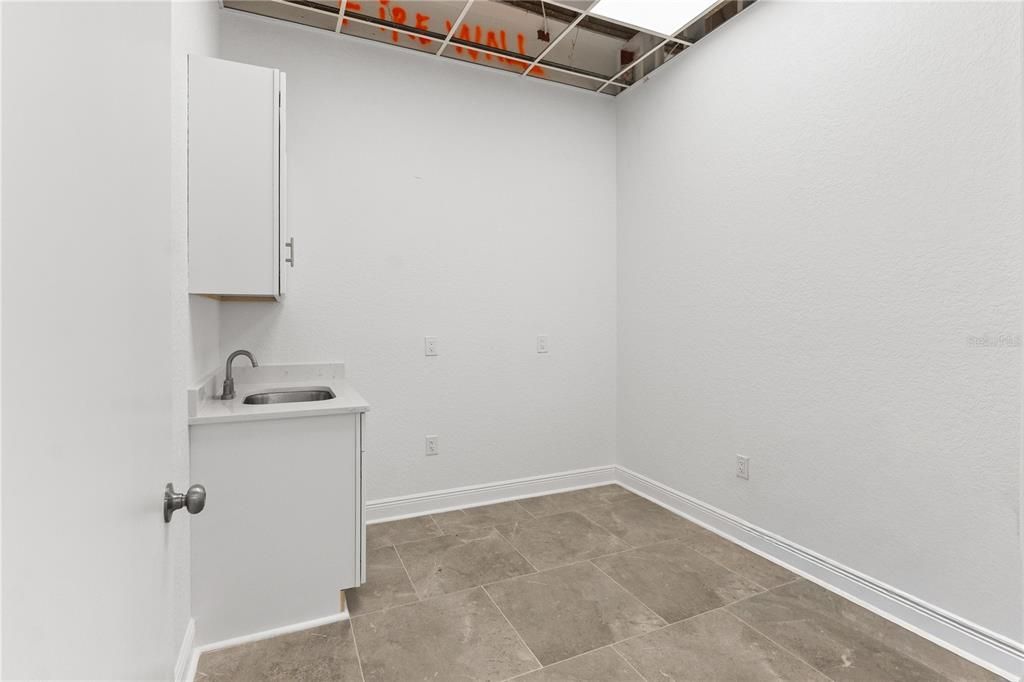 En Venta: $184,680 (0 camas, 0 baños, 4617 Pies cuadrados)