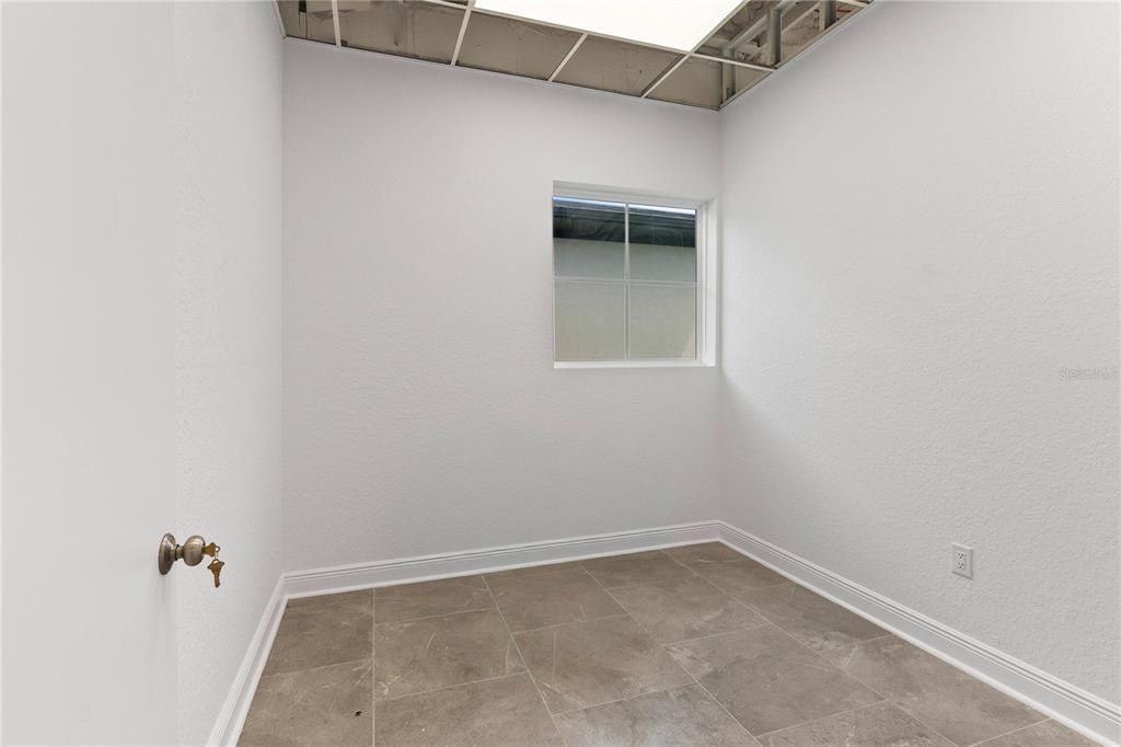 En Venta: $184,680 (0 camas, 0 baños, 4617 Pies cuadrados)