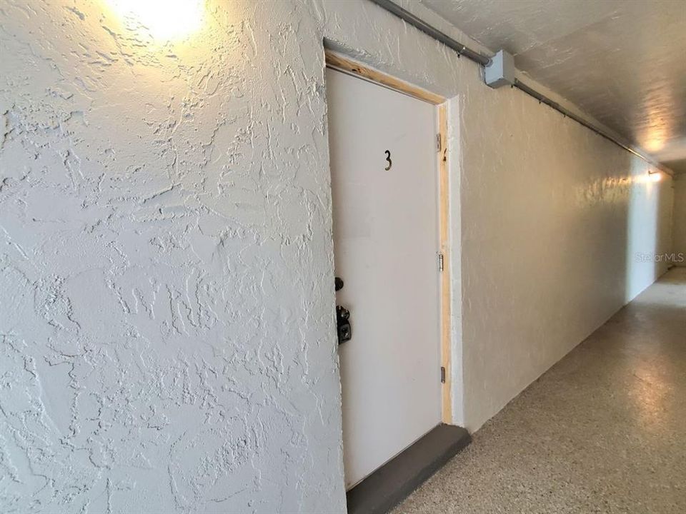 For Rent: $1,400 (1 beds, 1 baths, 595 Square Feet)