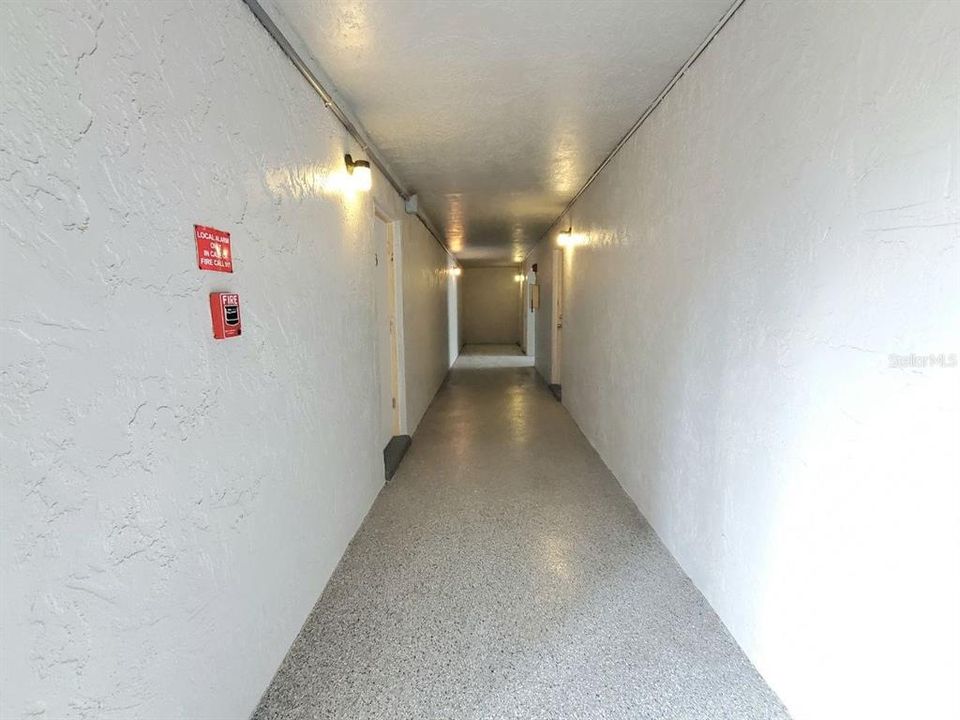For Rent: $1,400 (1 beds, 1 baths, 595 Square Feet)