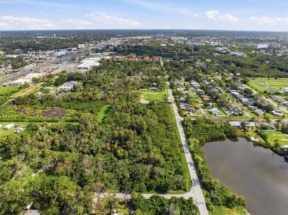 На продажу: $149,900 (4.13 acres)