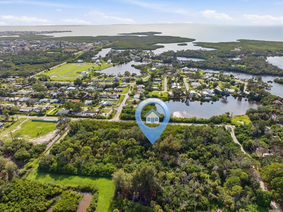 На продажу: $149,900 (4.13 acres)