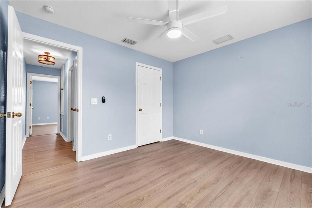 For Rent: $2,200 (3 beds, 2 baths, 1569 Square Feet)
