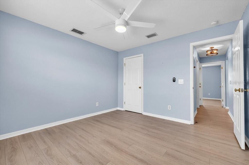 For Rent: $2,200 (3 beds, 2 baths, 1569 Square Feet)