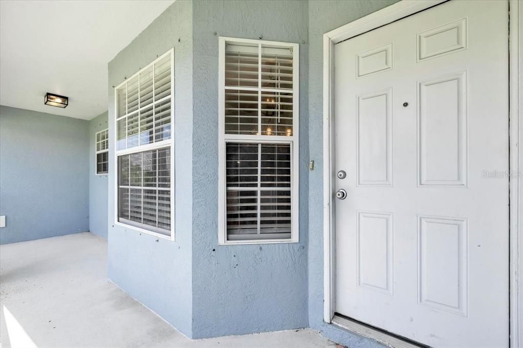 For Rent: $2,200 (3 beds, 2 baths, 1569 Square Feet)