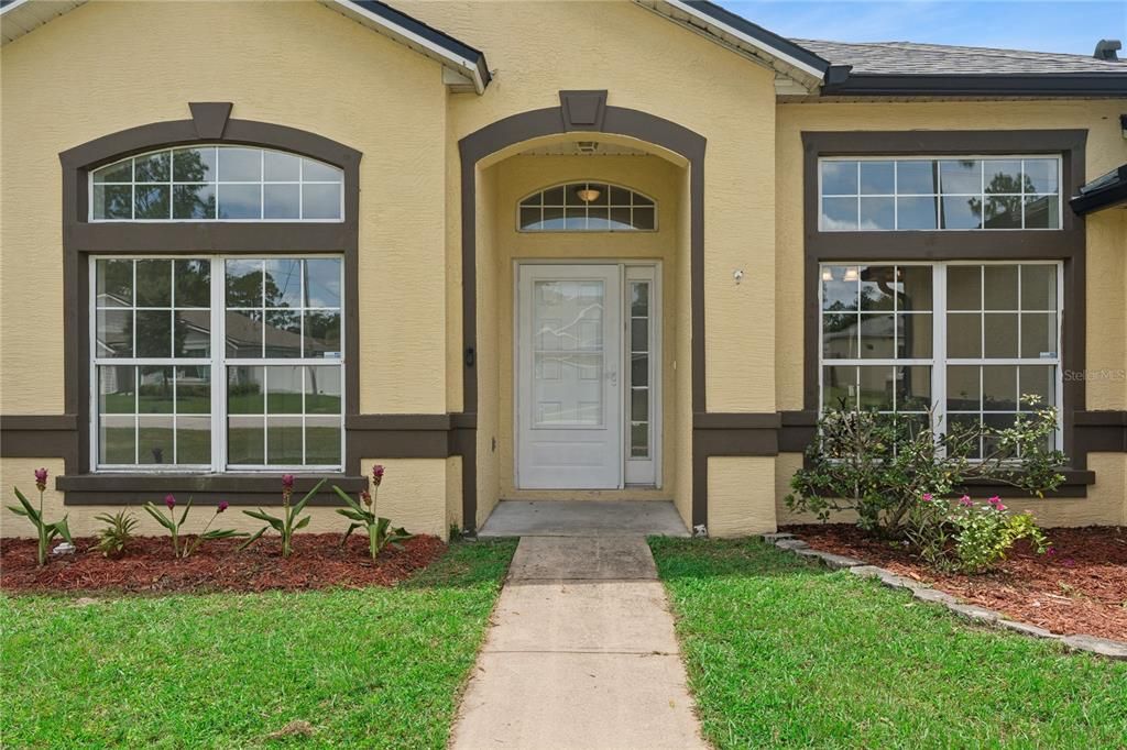 En Venta: $324,700 (3 camas, 2 baños, 2065 Pies cuadrados)