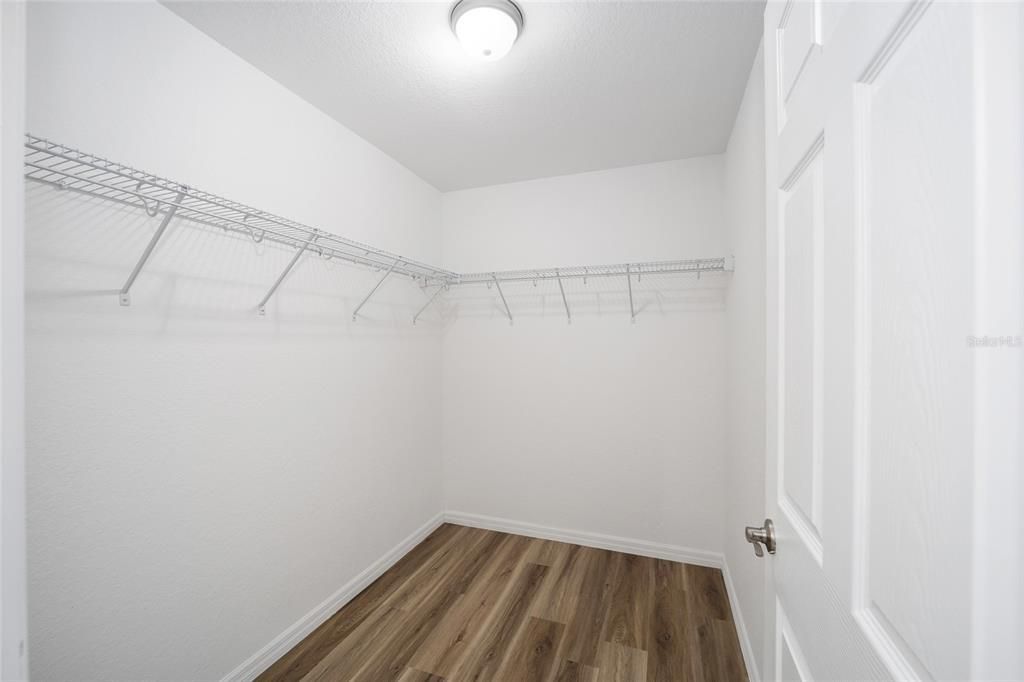 For Sale: $340,000 (3 beds, 2 baths, 1766 Square Feet)