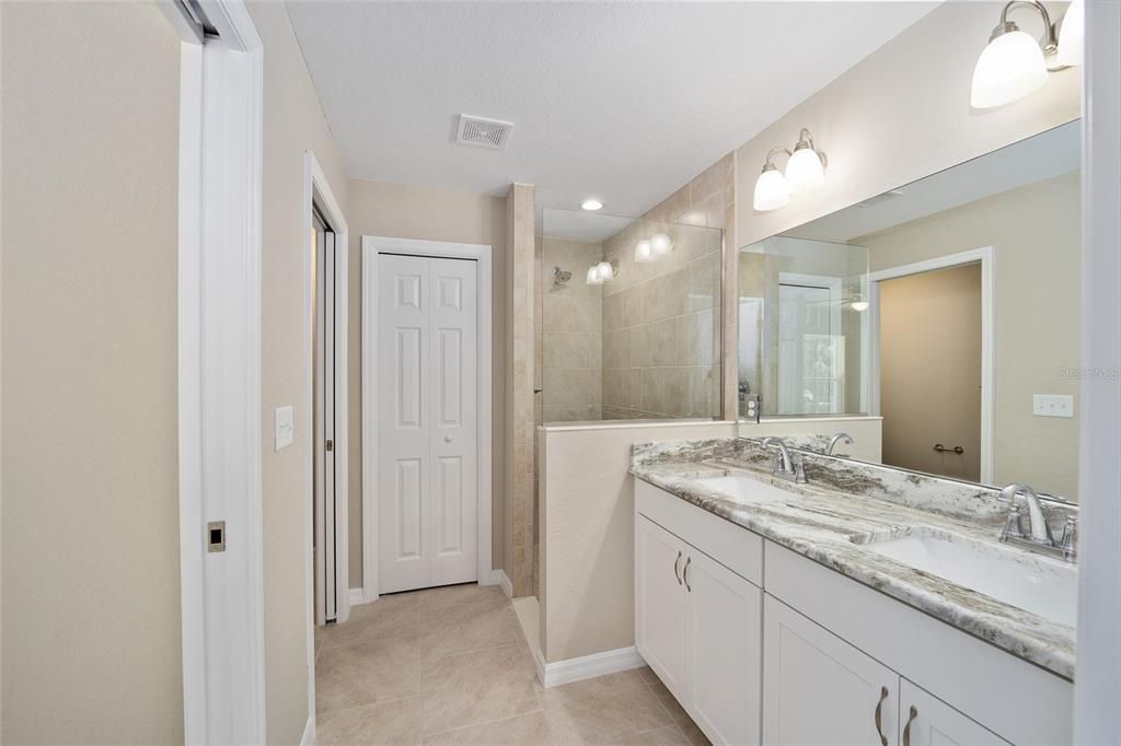 For Sale: $340,000 (3 beds, 2 baths, 1766 Square Feet)