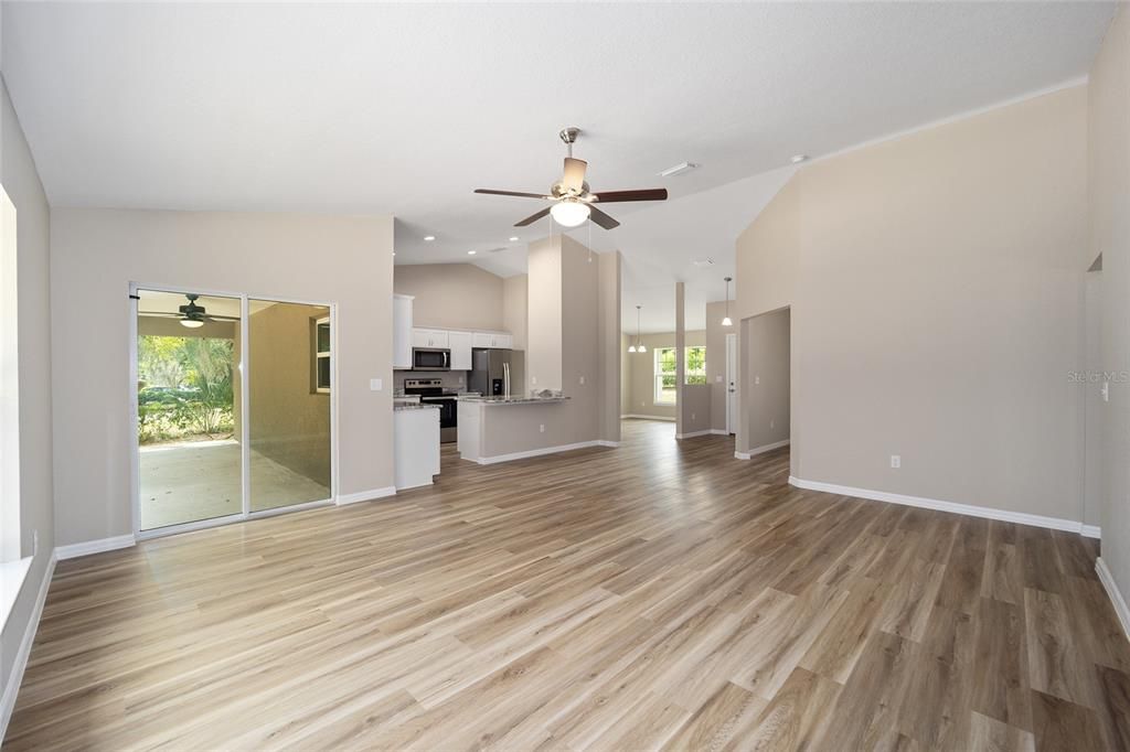 For Sale: $340,000 (3 beds, 2 baths, 1766 Square Feet)