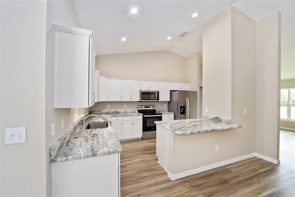 For Sale: $340,000 (3 beds, 2 baths, 1766 Square Feet)