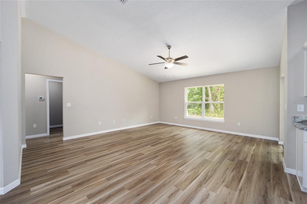 For Sale: $340,000 (3 beds, 2 baths, 1766 Square Feet)