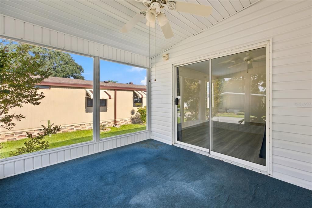 For Rent: $1,350 (2 beds, 2 baths, 920 Square Feet)