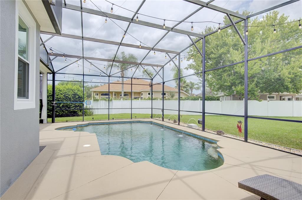 En Venta: $829,000 (4 camas, 3 baños, 2683 Pies cuadrados)