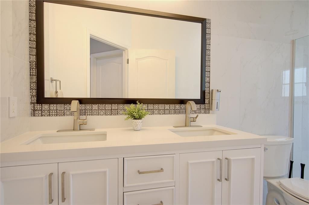 En Venta: $829,000 (4 camas, 3 baños, 2683 Pies cuadrados)