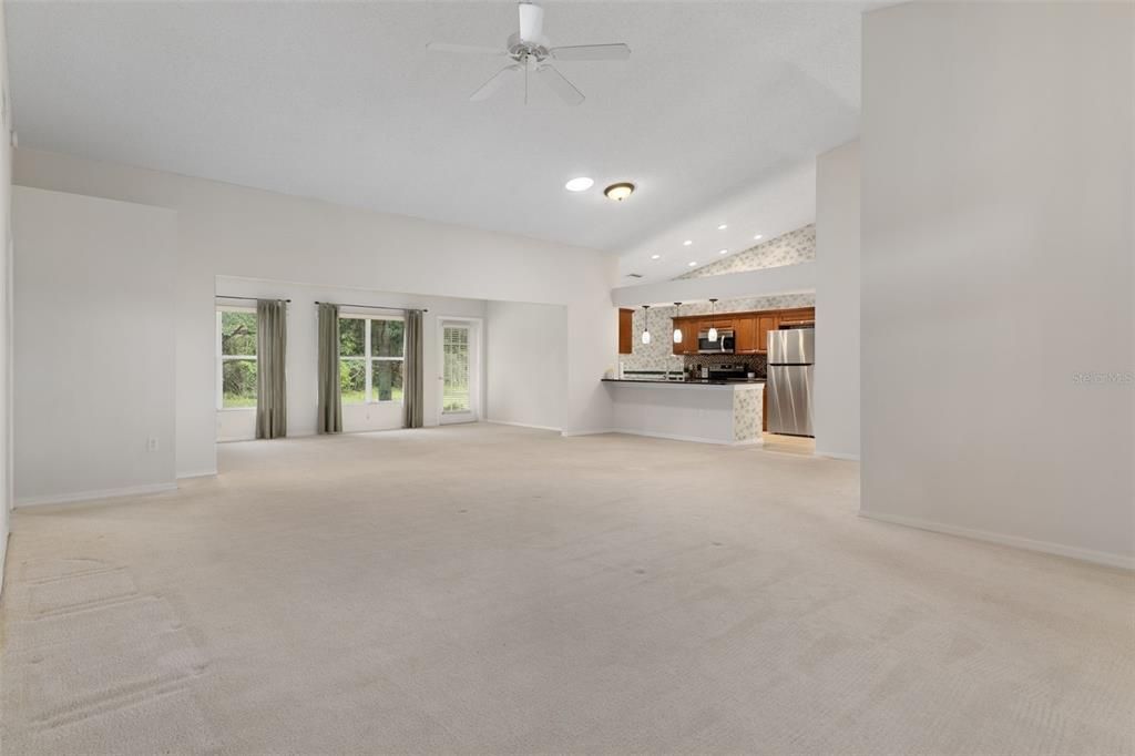En Venta: $236,900 (2 camas, 2 baños, 1822 Pies cuadrados)