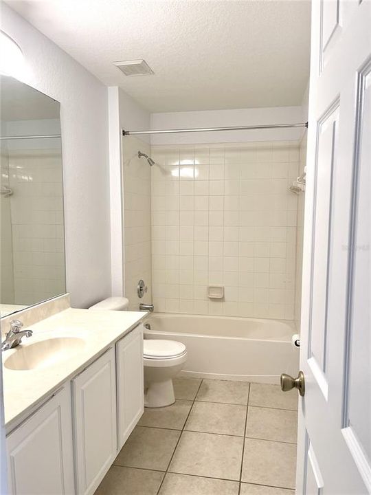 For Rent: $3,500 (4 beds, 3 baths, 3148 Square Feet)