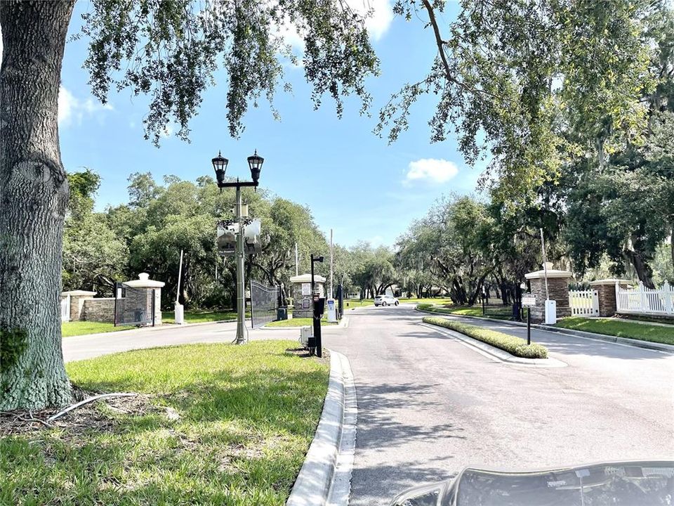 For Rent: $3,500 (4 beds, 3 baths, 3148 Square Feet)