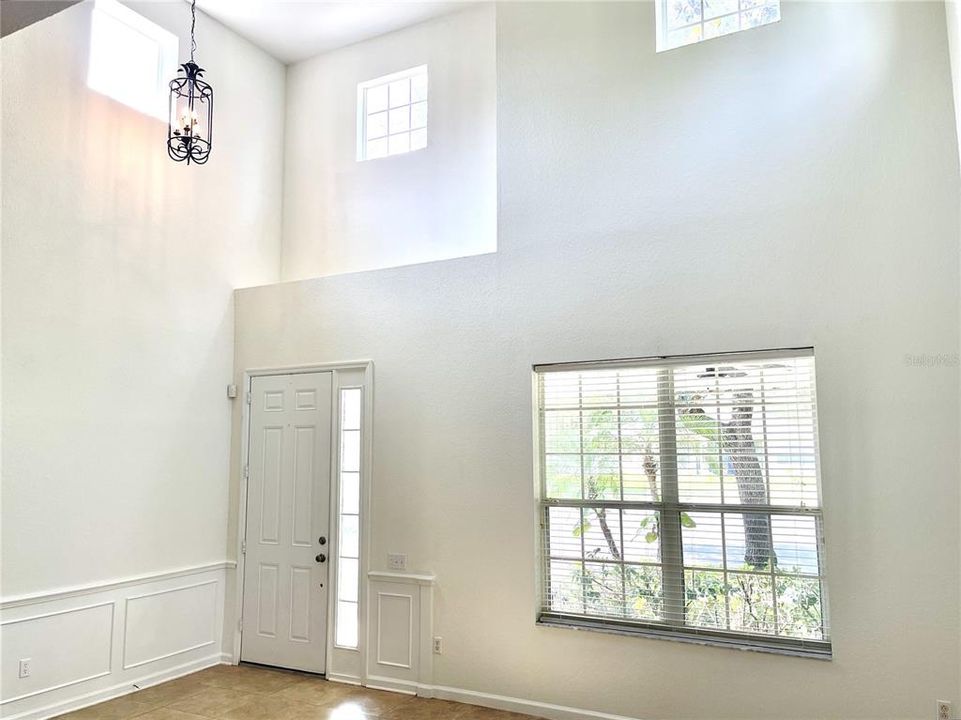 For Rent: $3,500 (4 beds, 3 baths, 3148 Square Feet)