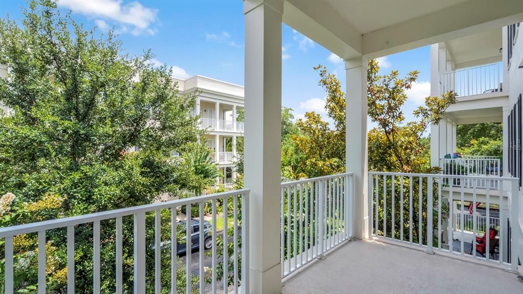 For Sale: $573,000 (2 beds, 2 baths, 1417 Square Feet)