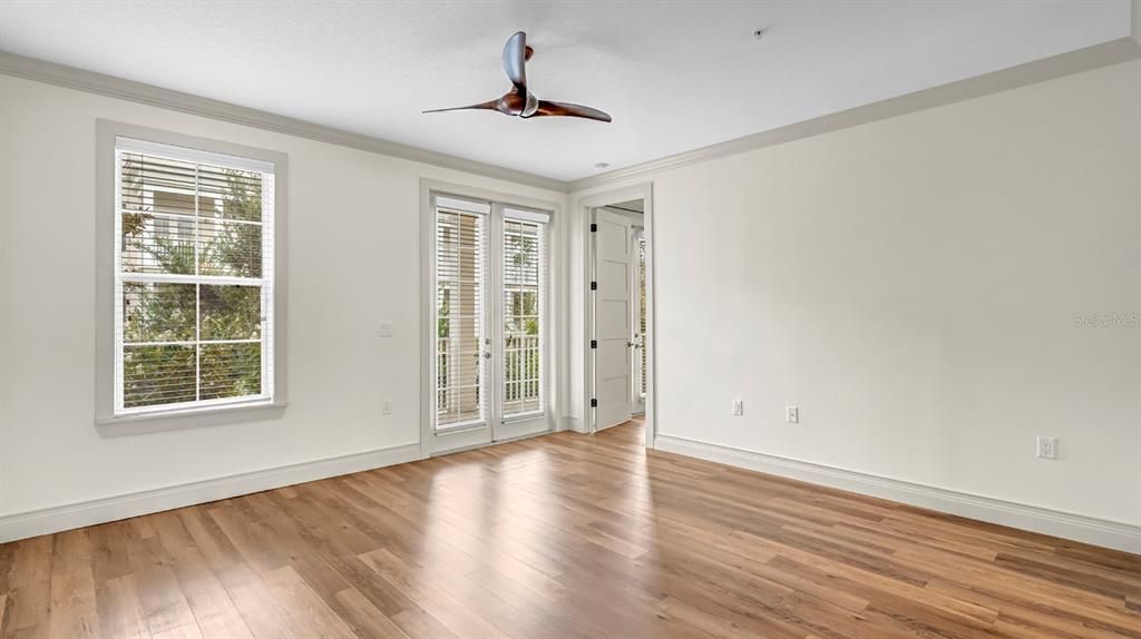 For Sale: $573,000 (2 beds, 2 baths, 1417 Square Feet)