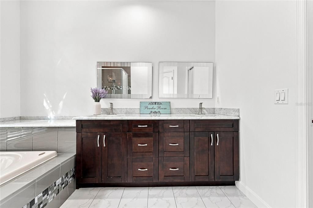 For Sale: $675,000 (4 beds, 3 baths, 2190 Square Feet)