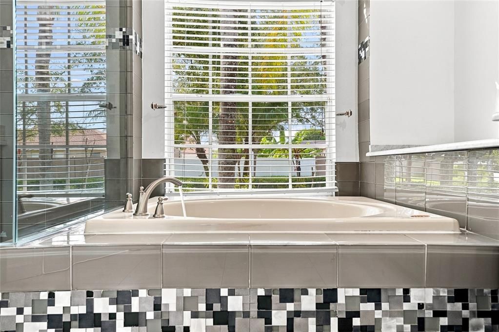 For Sale: $675,000 (4 beds, 3 baths, 2190 Square Feet)